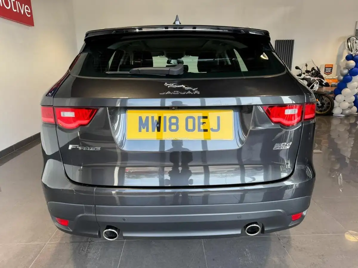 2018-jaguar-f-pace-30td-portfolio-awd-big-5