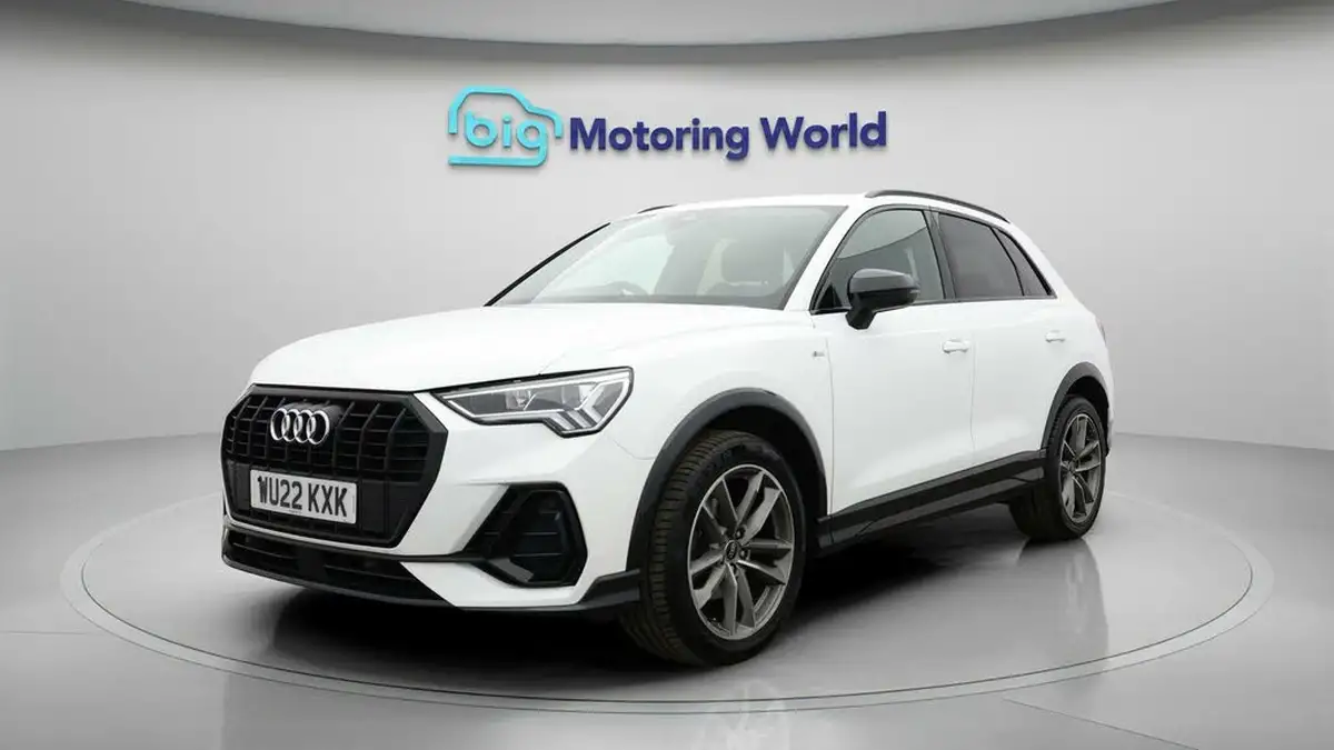2022-audi-q3-15-35-tfsi-black-edition-codcomfort-sound-pack-station-wagon-big-2