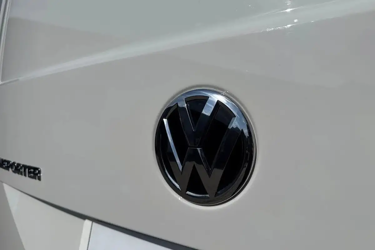 2024-volkswagen-transporter-big-30