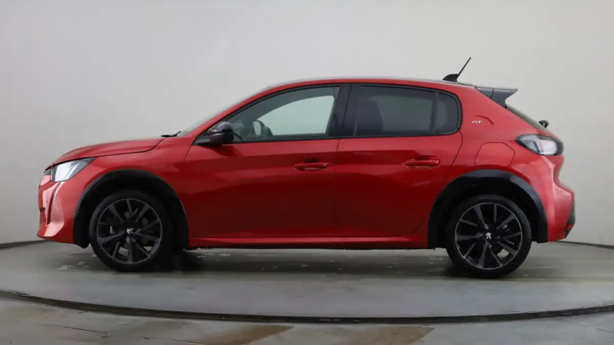 2023-peugeot-208-12-puretech-gt-130ps-eat8-big-13