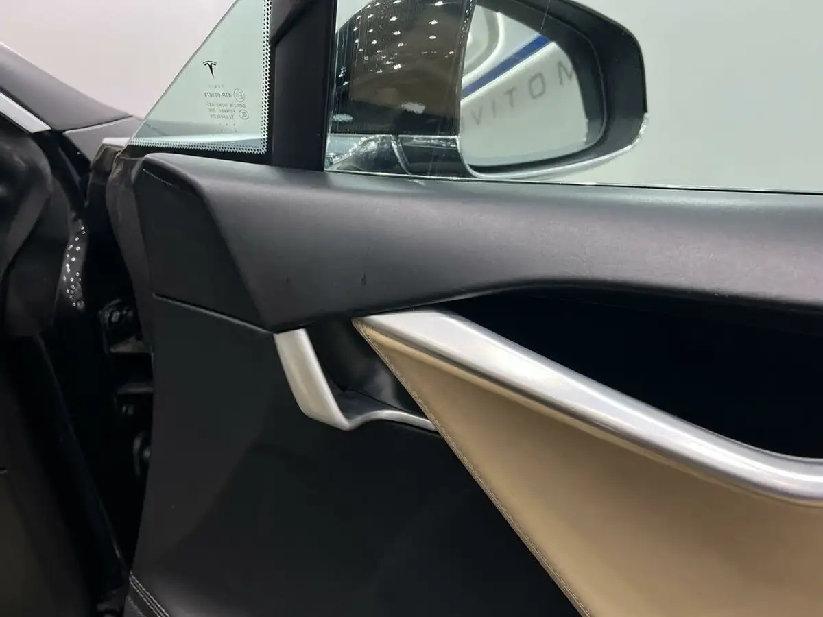 2018-tesla-model-s-e-100d-big-24