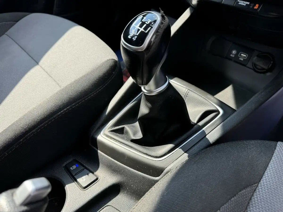 2017-hyundai-i20-10-t-gdi-turbo-edition-big-21