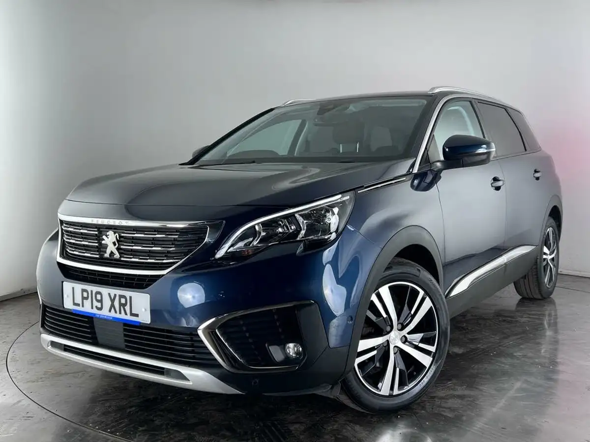 2019-peugeot-5008-suv-12-puretech-allure-eat8-big-34