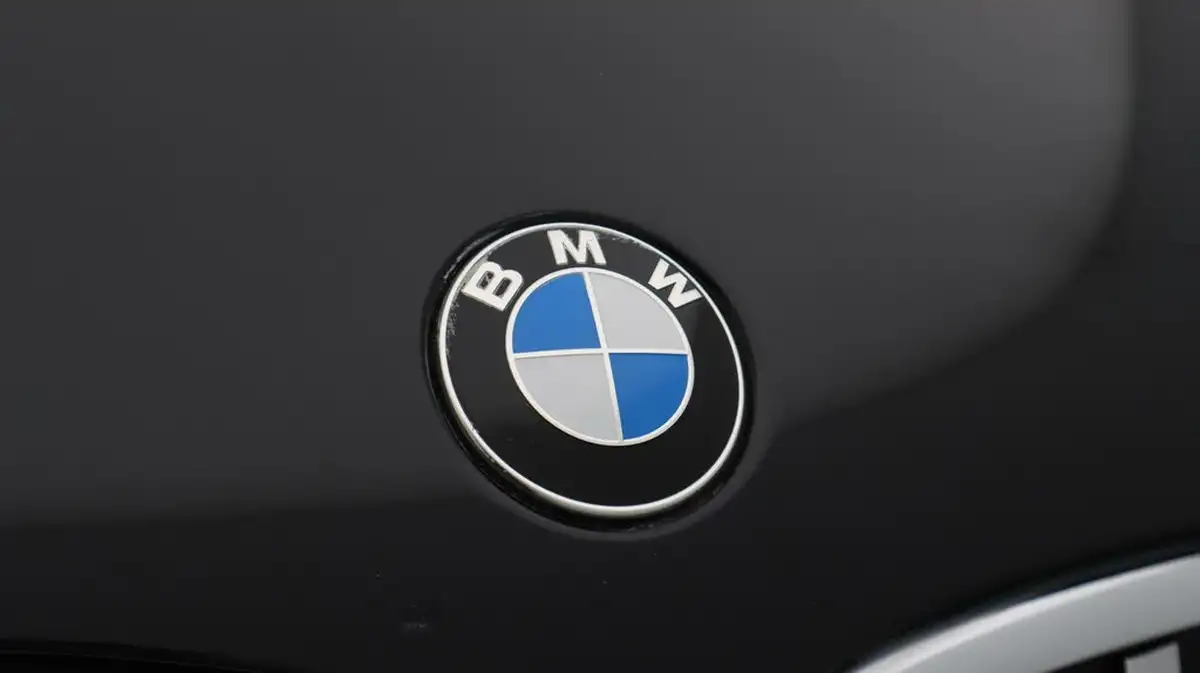2022-bmw-x1-20-xdrive20i-xline-big-22