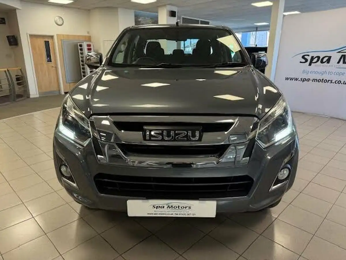 2019-isuzu-d-max-19td-yukon-double-pick-up-big-1