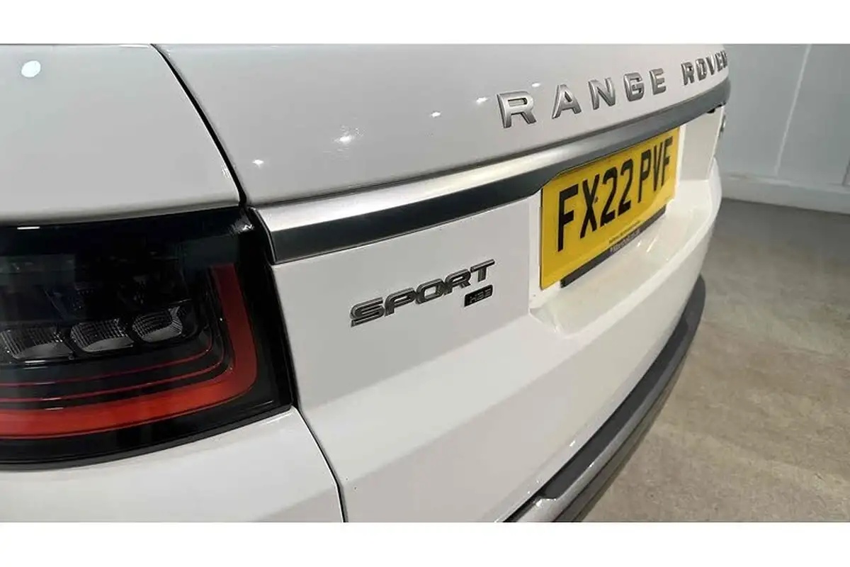 2022-land-rover-range-rover-sport-30-d250-hse-big-13