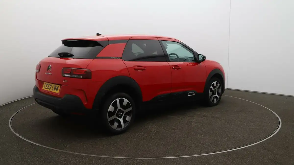 2019-citroen-c4-cactus-15bluehdi-flair-120ps-eat6-big-44