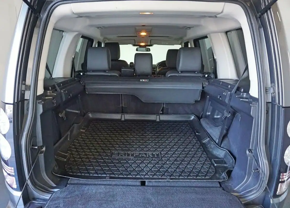 2016-land-rover-discovery-4-30-sd-v6-hse-big-7