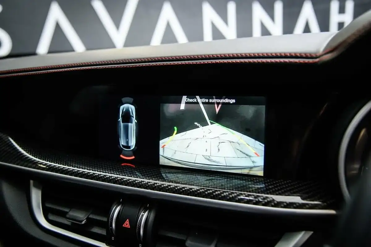 2021-alfa-romeo-stelvio-29-biturbo-quadrifoglio-big-2