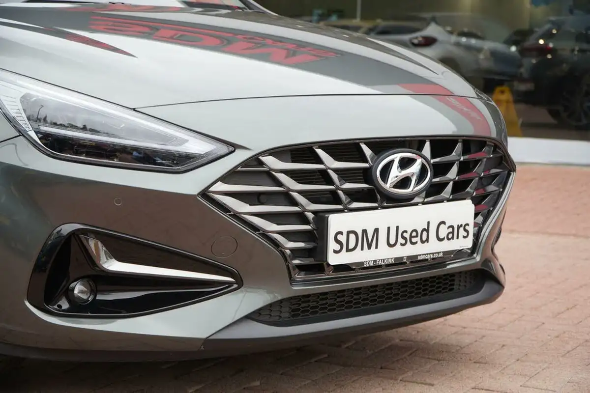 2023-hyundai-i30-10-t-gdi-premium-hatchback-big-60