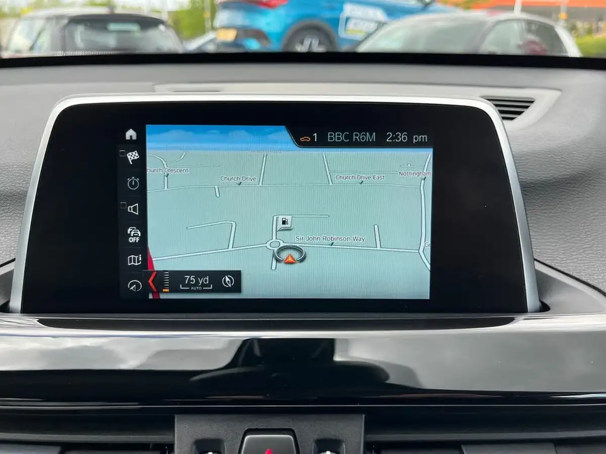 2018-bmw-x1-20-xdrive20i-xline-big-16