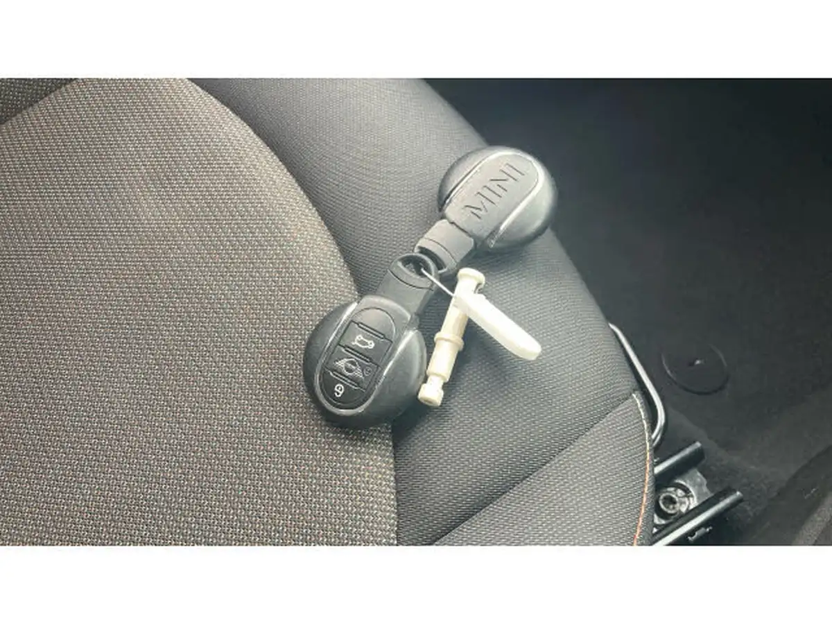 2021-mini-countryman-15-cooper-s-e-phev-classic-comfort-big-18