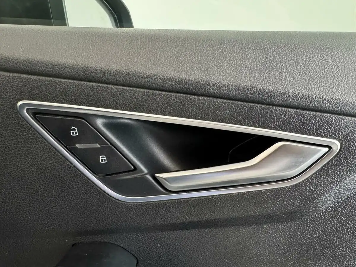 2019-audi-q2-16-30-tdi-s-line-big-15