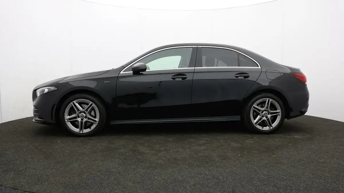 2021-mercedes-benz-a-class-13-a250e-amg-line-executive-saloon-4d-big-59