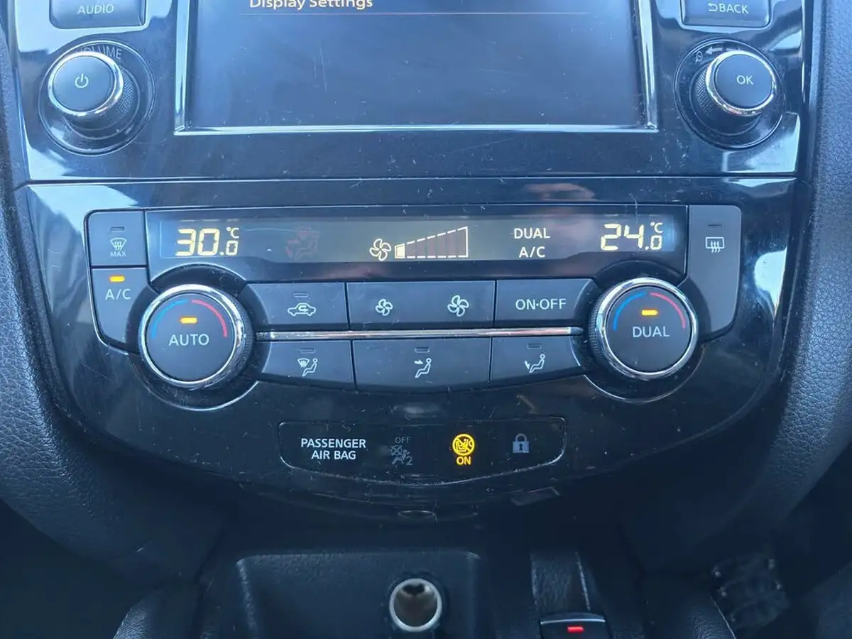 2018-nissan-qashqai-15dci-acenta-premium-heat-pack-big-52