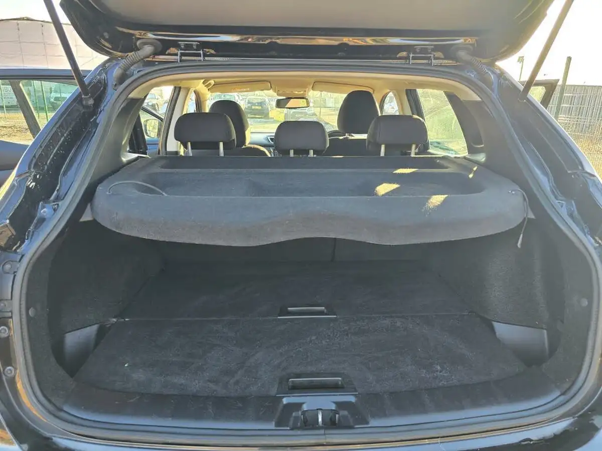 2018-nissan-qashqai-15dci-acenta-premium-heat-pack-big-45