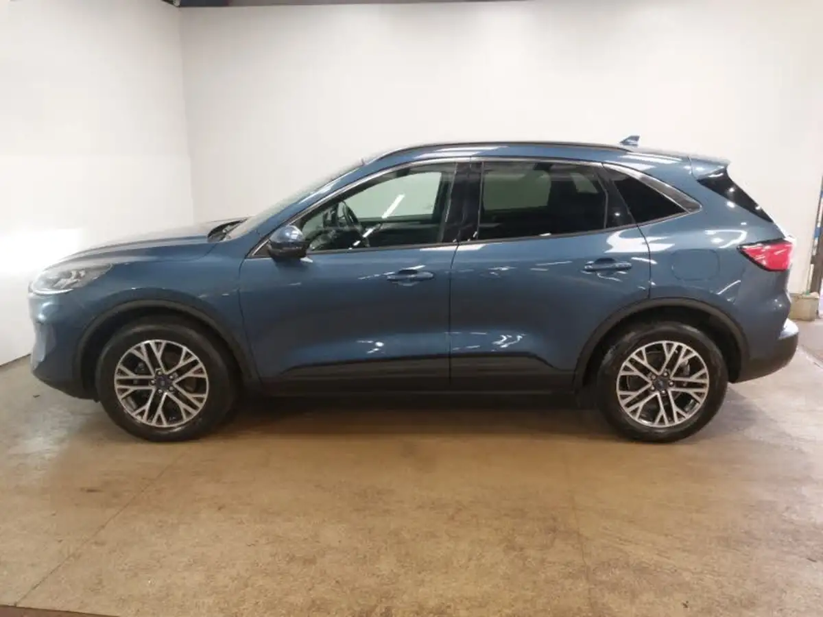 2022-ford-kuga-15t-titanium-edition-big-3