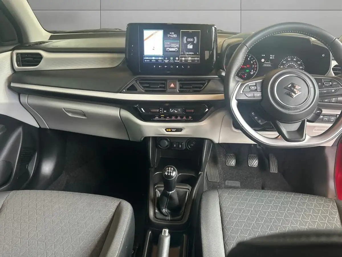 2024-suzuki-swift-12-motion-big-9