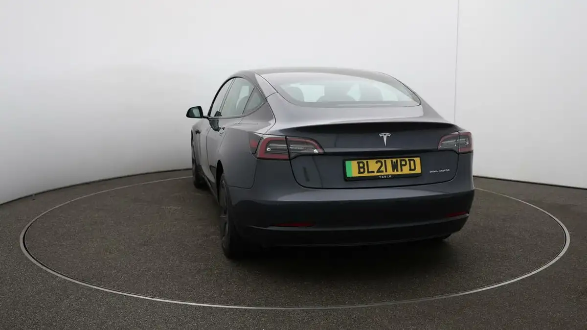 2021-tesla-model-3-e-long-range-4x4-big-52