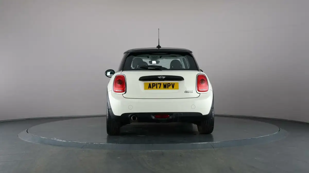 2017-mini-cooper-15-cooper-ss-hatchback-3d-big-28