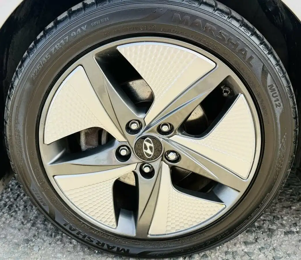 2020-hyundai-ioniq-16-gdi-1st-edition-hybrid-big-24