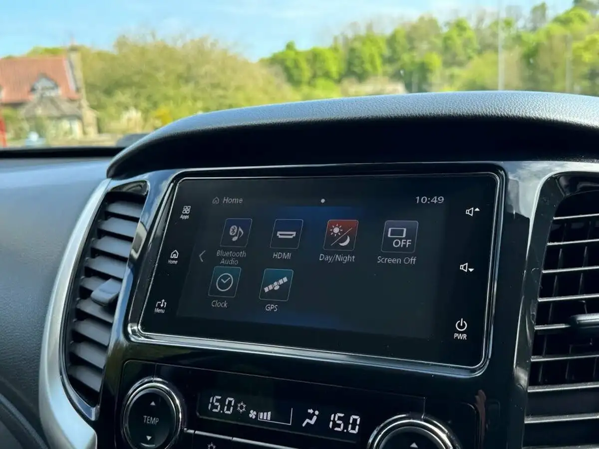 2018-mitsubishi-l200-24di-d-barbarian-eu6-big-28