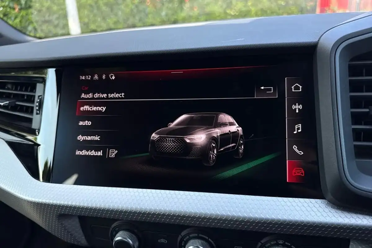 2023-audi-a1-10-30-tfsi-s-line-big-50