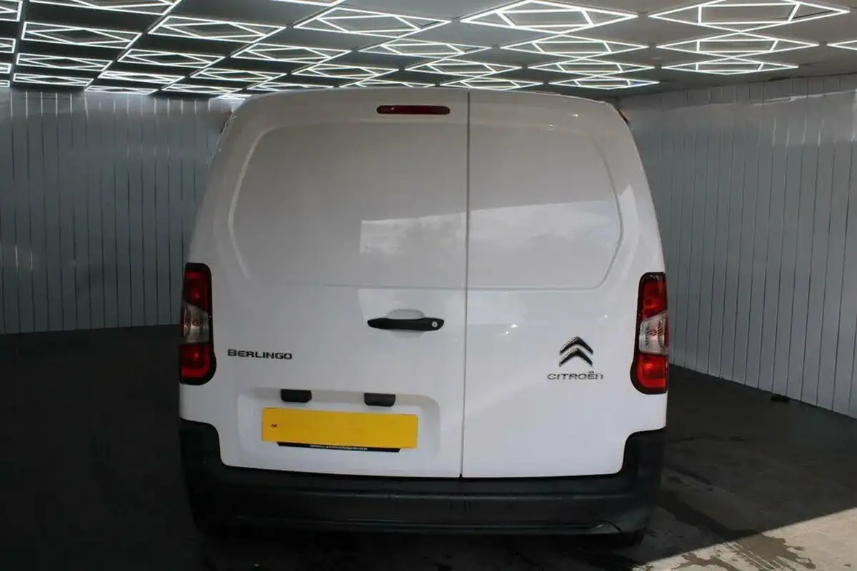 2021-citroen-berlingo-15bluehdi-650-enterprise-pro-big-14