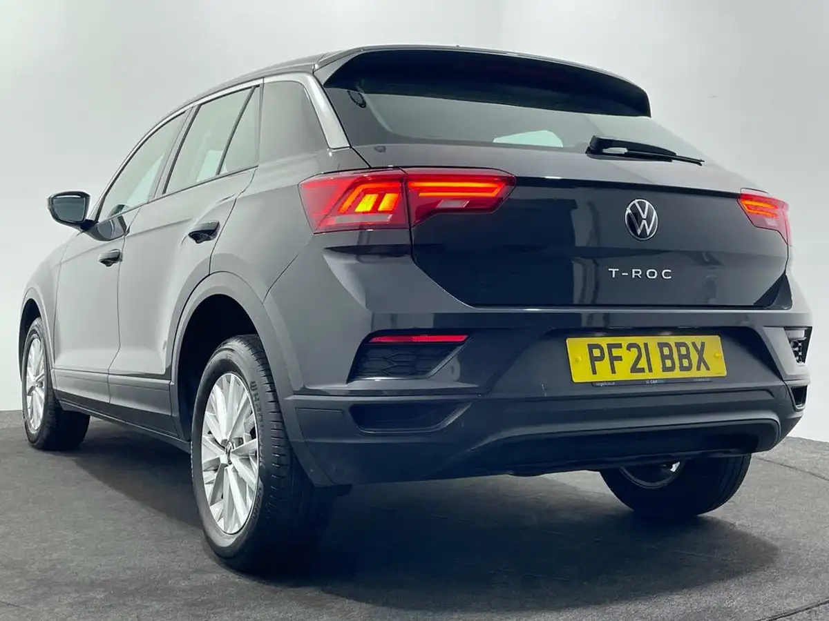 2021-volkswagen-t-roc-20tdi-s-big-38