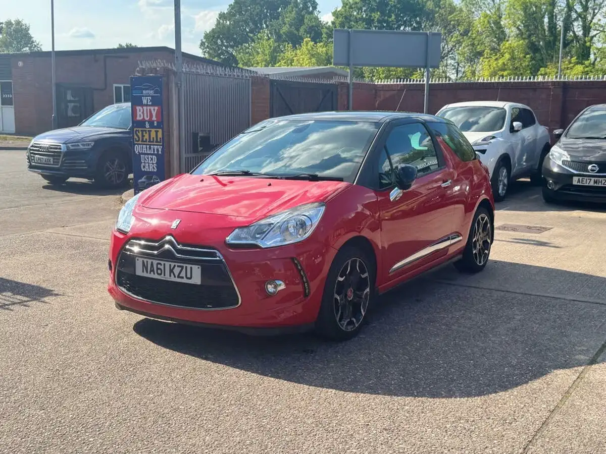 2011-citroen-ds3-16-dstyle-plus-big-2