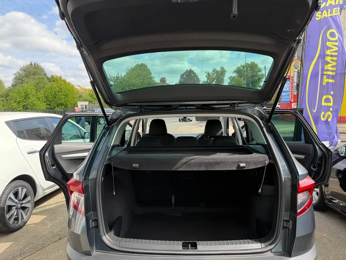2021-skoda-karoq-15-tsi-se-technology-dsg-big-11