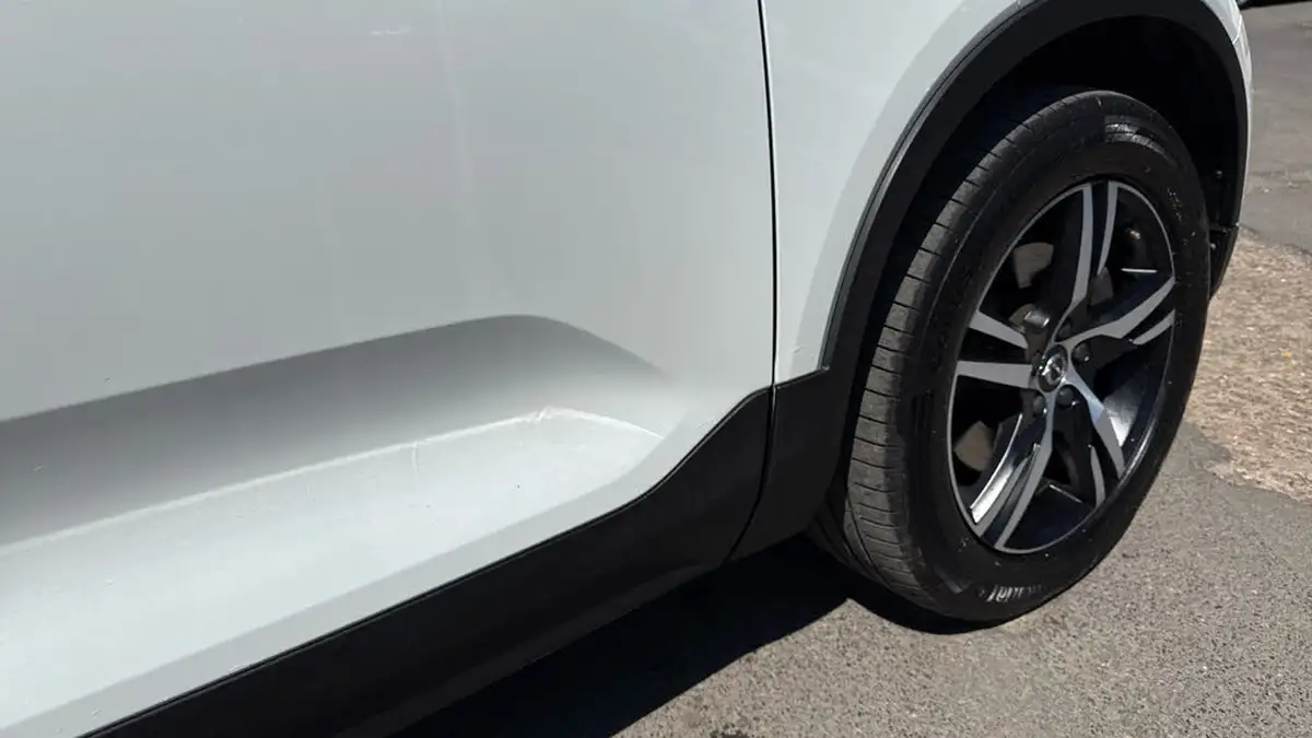 2020-volvo-xc40-20-t4-r-design-awd-big-10