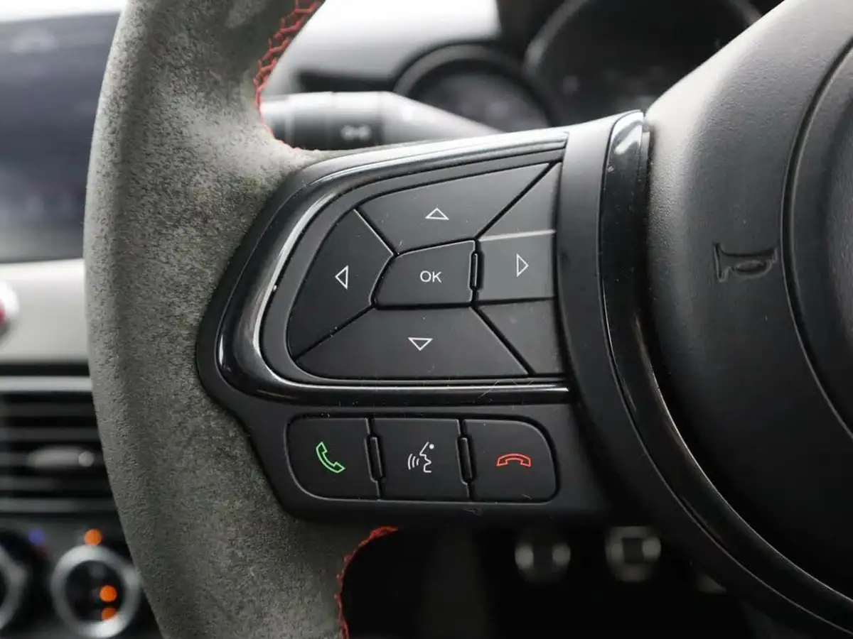 2021-fiat-500x-10-firefly-turbo-sport-big-34