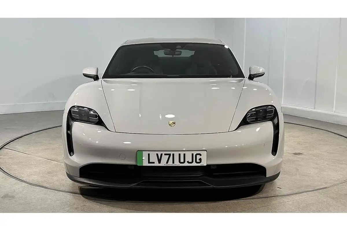 2021-porsche-taycan-e-4s-530ps-big-2