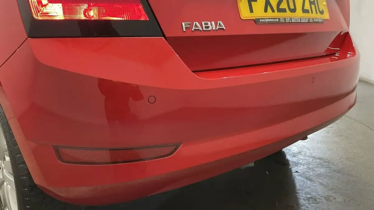 2020-skoda-fabia-10-tsi-se-95ps-hatchback-big-13