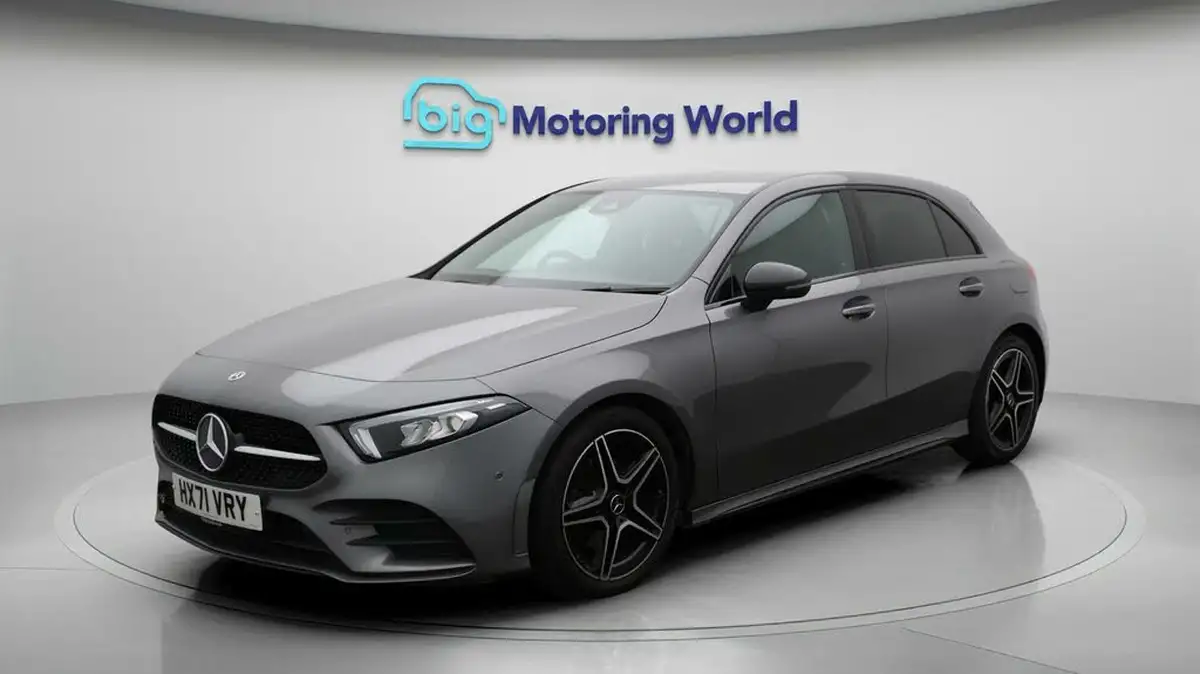 2022-mercedes-benz-a-class-13-a200-amg-line-executive-edition-hatchback-5d-7g-dct-big-3