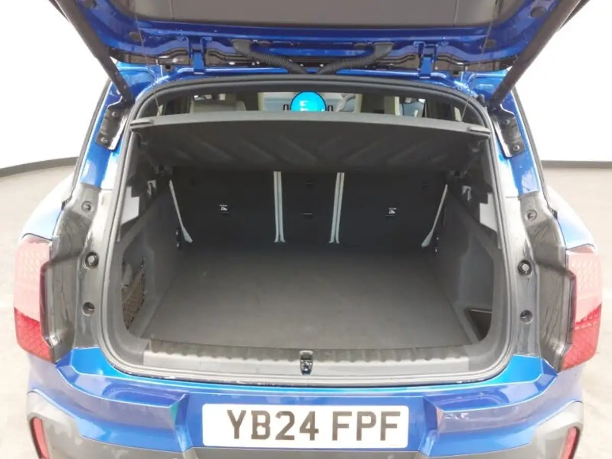 2024-mini-countryman-e-cooper-e-exclusive-big-12