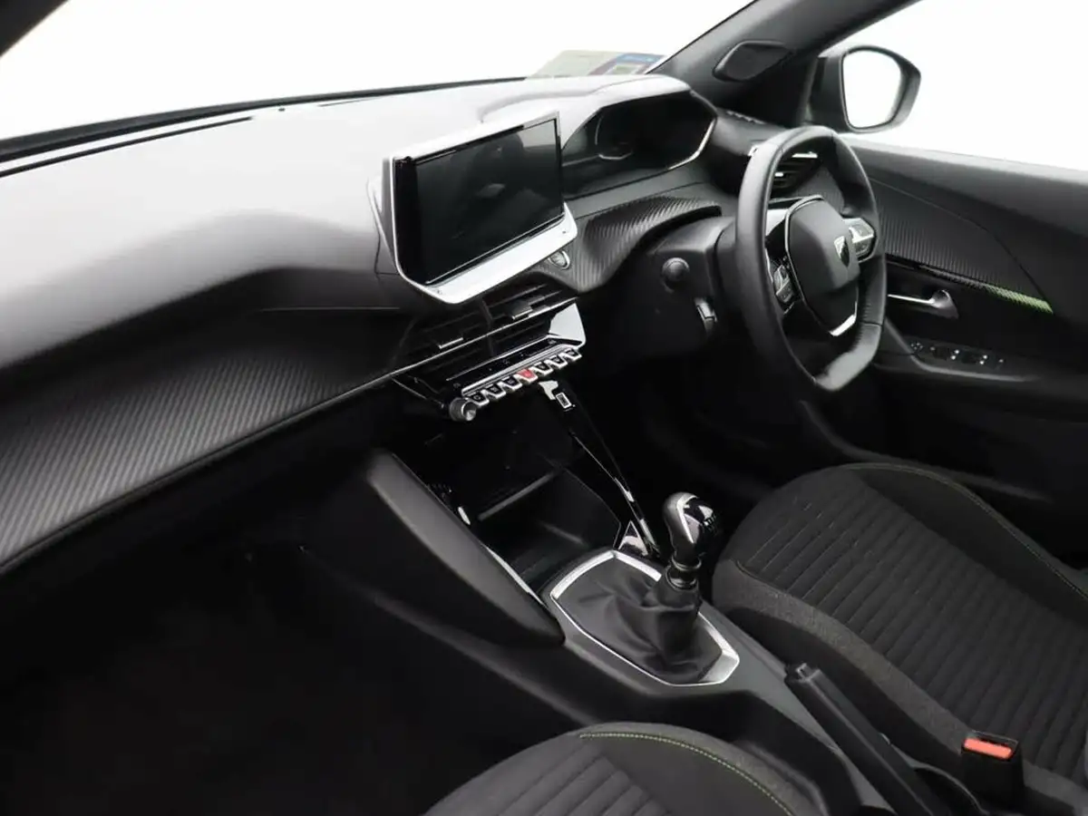 2023-peugeot-2008-suv-12-puretech-active-big-16