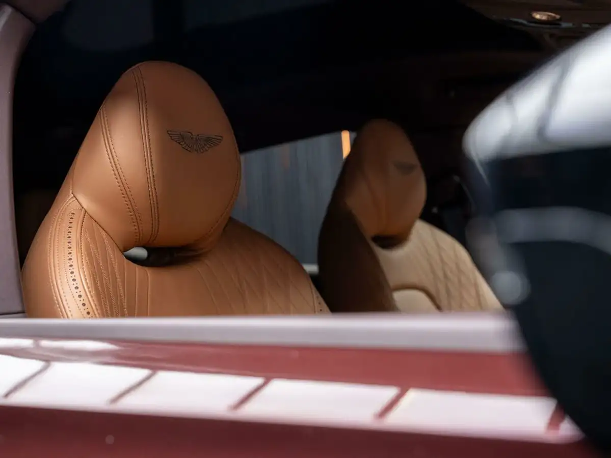 2021-aston-martin-dbx-40-v8-big-34