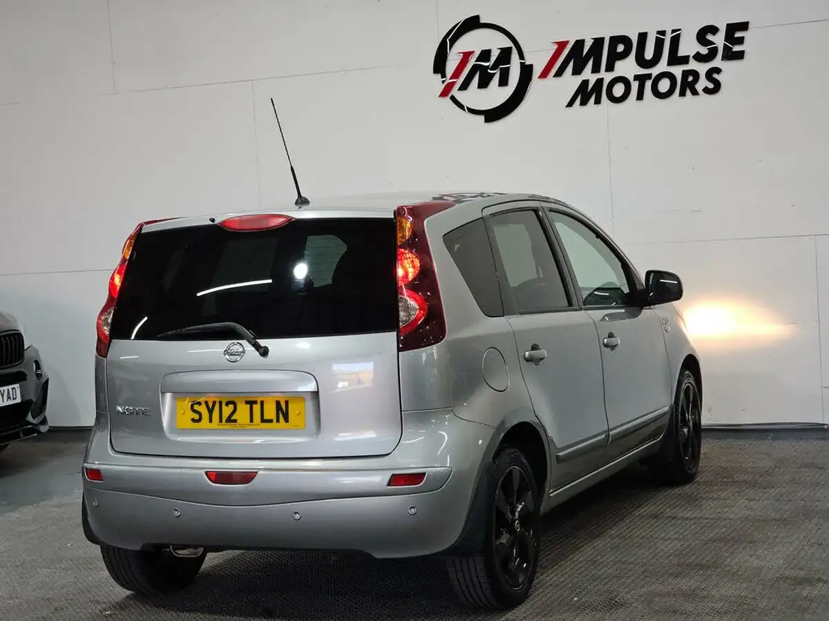 2012-nissan-note-14-n-tec-big-7