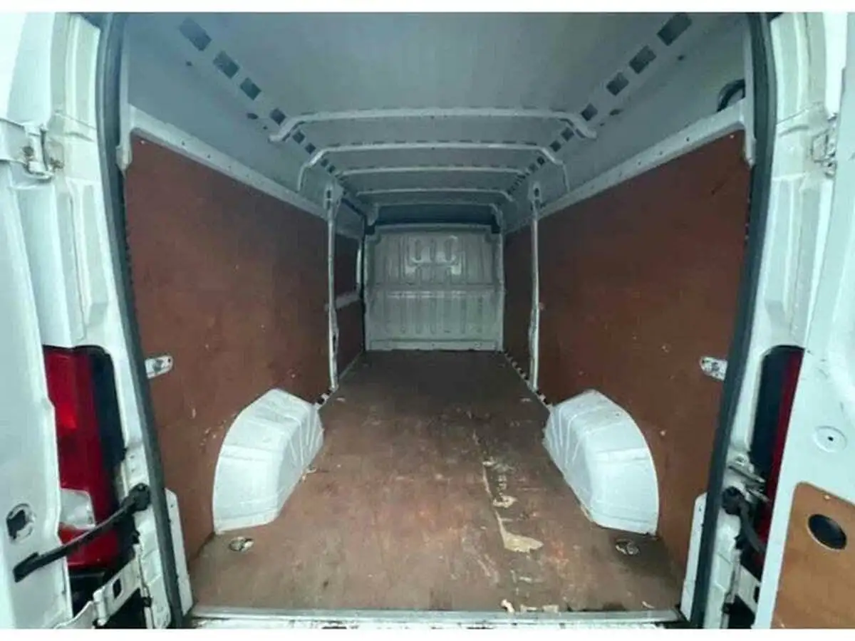 2021-peugeot-boxer-22-bluehdi-professional-335-l3-h2-140bhpeu6dt-panel-big-6