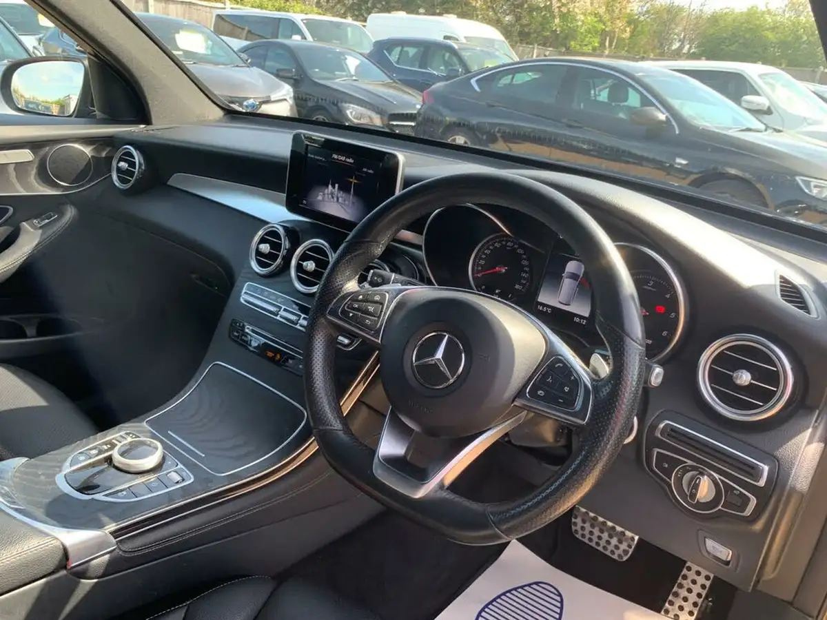 2017-mercedes-benz-glc-class-21d-glc250d-amg-line-ss-station-wagon-5d-big-10