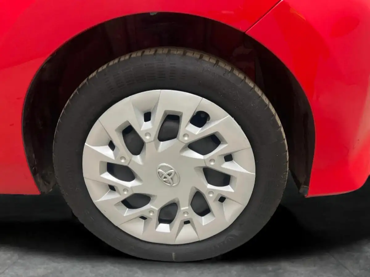 2021-toyota-aygo-10-vvt-i-x-play-tss-big-28