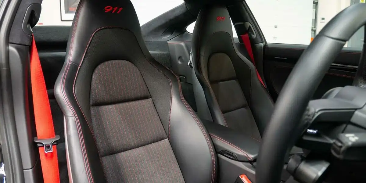 2018-porsche-911-30-carrera-t-big-14