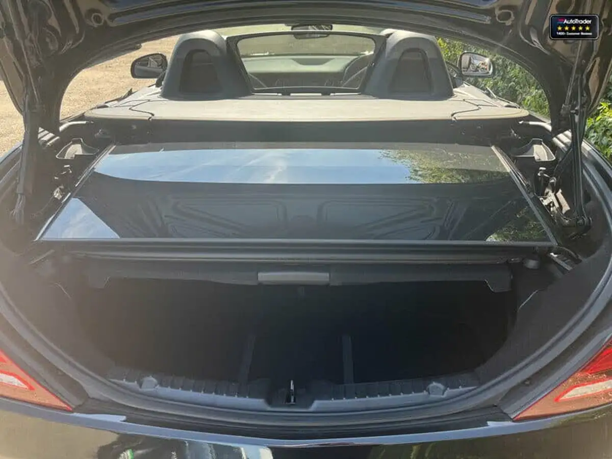 2019-mercedes-benz-slc-16-slc180-amg-line-big-6