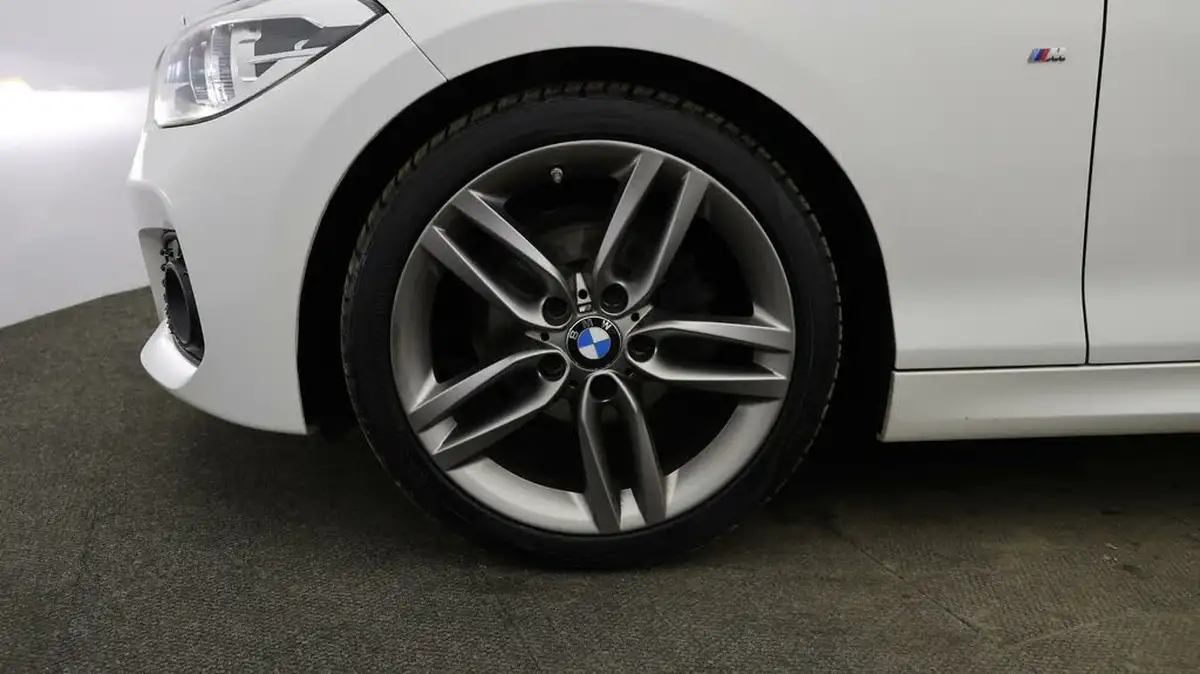 2018-bmw-1-series-15-118i-m-sport-3d-big-17