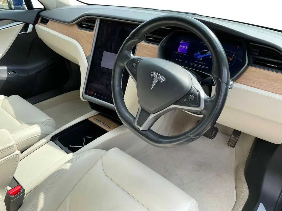 2019-tesla-model-s-e-75d-big-14