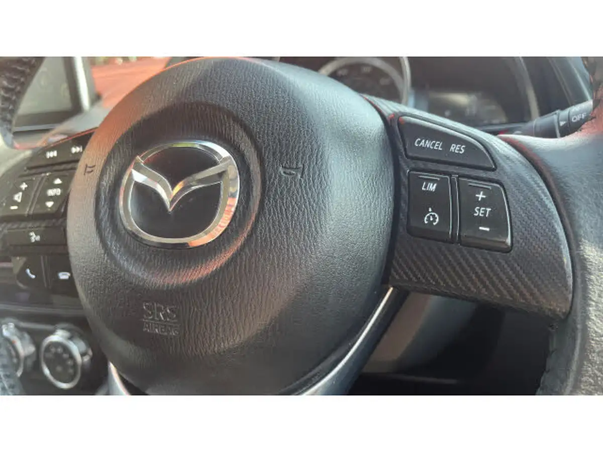 2017-mazda-mazda2-15-sport-nav-90ps-big-22