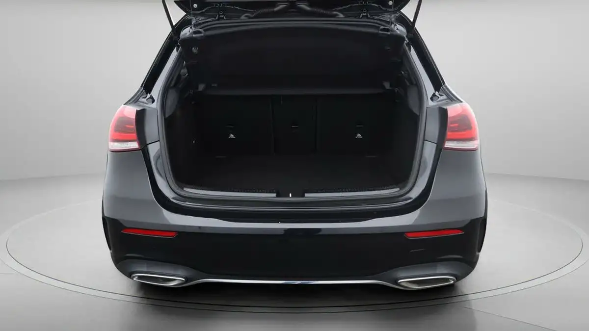 2019-mercedes-benz-a-class-13-a200-amg-line-hatchback-5d-big-16