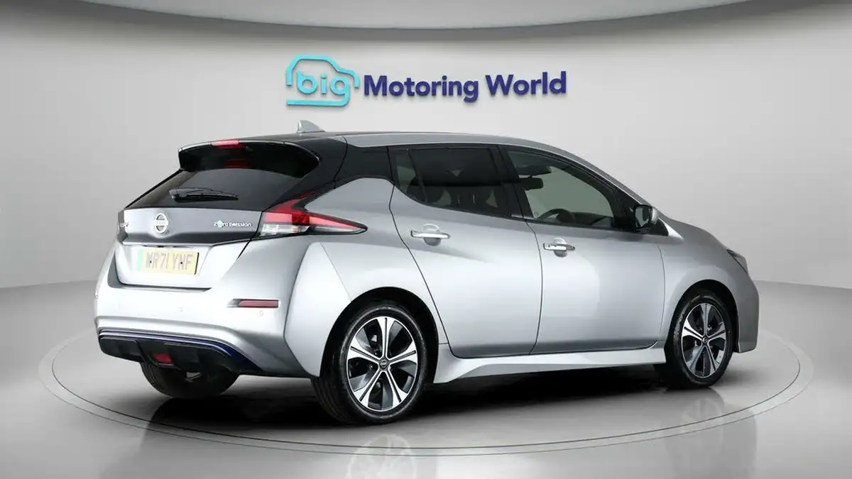 2022-nissan-leaf-e-n-connecta-big-7